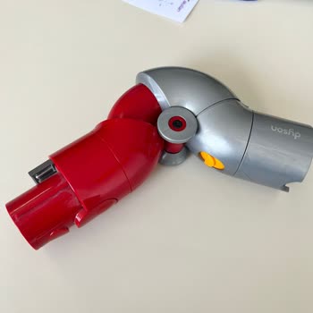 Dyson V15 Mobilya Altı Adaptörü