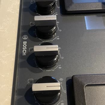 Bosch Ankastre Ocağın Kırılan Düğmeleri İçin Yardım Talebi