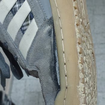 5 Aylık Adidas Exhibit Low, Garantiden Olumsuz Geri Dönüş.