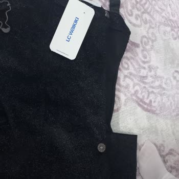 LC Waikiki Düğme Kopuk Geldi
