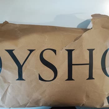Oysho Giyim Kargo Paketi Özensizliği Ve Lakayıtsızlığı