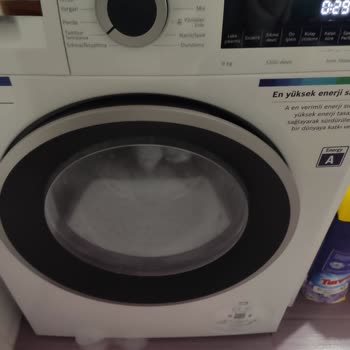 Bosch Çamaşır Makinesi On Kapaktan Su Gelmesi