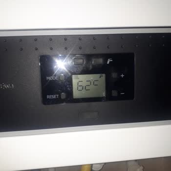 Warmhaus Kombi Petek Aniden Soğudu.