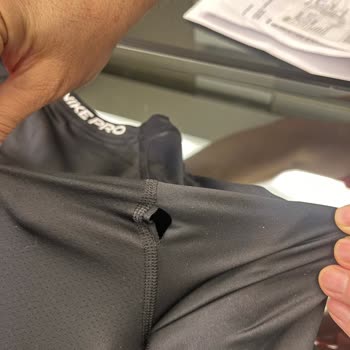 Dikiş Hatalı Nike Pro Dri-fit T-shirtün Değiştirilmemesi