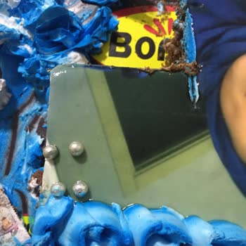 Bonex Unlu Mamüller (Mustafa Kağnıcı) Mümkünse Siz Pasta Yapmayın...