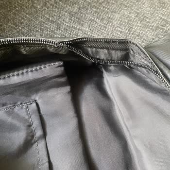 Samsonite (Desa) Sırt Çantası Mağduru