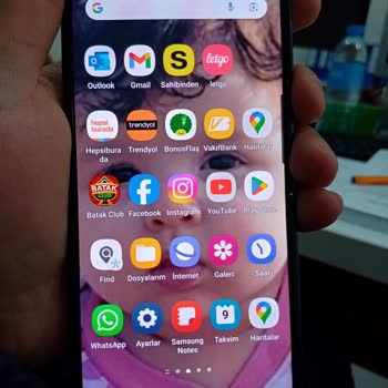 Samsung Telefon Garantili Telefona Bakmak İçin Para İstiyor