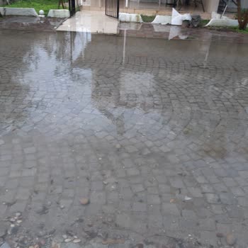 İzmir Dikili Belediyesi Sudan Dolayı Evden Çıkamıyoruz