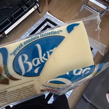 Bakraç Kaşar Peynirinden Yabancı Madde Çıkması