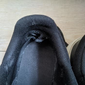 Yeni Aldığım Adidas Ayakkabım Yırtılmaya Başladı