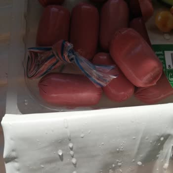 Pınar Et ve Süt Marketten Alınan Sosiste Yabancı Madde Tespiti