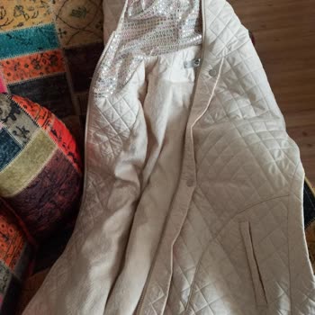 Seçil Store Mağazasından Şikayetçiyim, Mağduriyetini Giderilsin