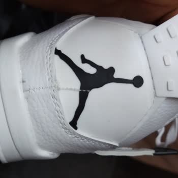 BygWear Defolu Nike Air Jordan Retro 4