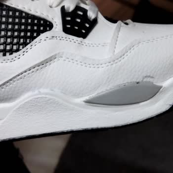 BygWear Defolu Nike Air Jordan Retro 4