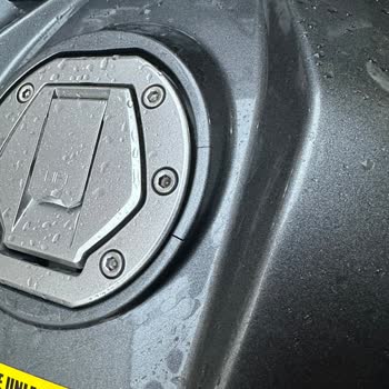 Bajaj Depo Grenajda Çatlak