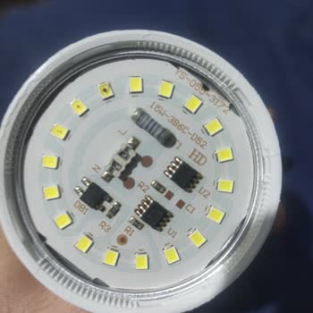 Seldur Elektrik Seldur 15 W Çabuk Patladı