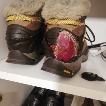 Merrell Footwear Az Giyilen Botun Arkası Döküldü!