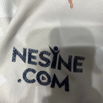 Fenerium Formamın Logoları Adeta Yok Oldu