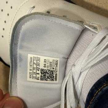 Cross Jeans Pantolonun Rengi Akıyor