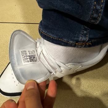 Cross Jeans Pantolonun Rengi Akıyor