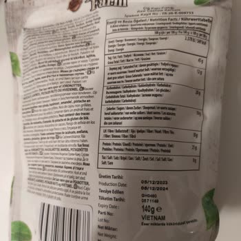 Migros Çiğ Kuru Yemiş Paketlerindeki Uyarı Notları Ve Üretim Yeri Bilgisi