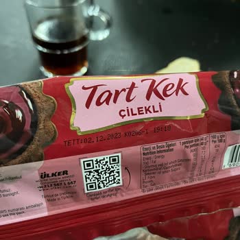 Ülker Kurtlu Şekilsiz Çilekli Tart