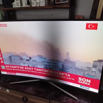 Samsung UE49KU7500 LED TV Ekran Kararması