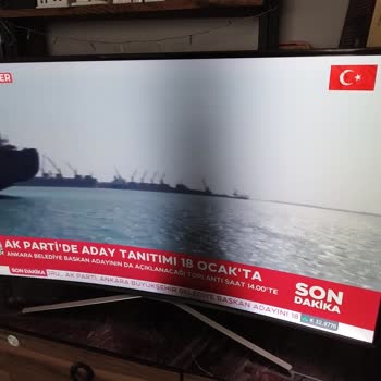 Samsung UE49KU7500 LED TV Ekran Kararması