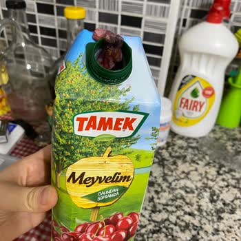 Tamek Meyve Suyu İçinden Çıkan Tuhaf Şey