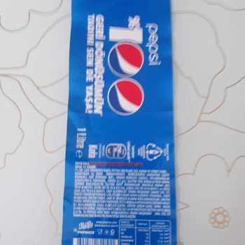 Pepsi Kola Çöplerden Toplanan Pet Şişeden Kola Ambalajlı