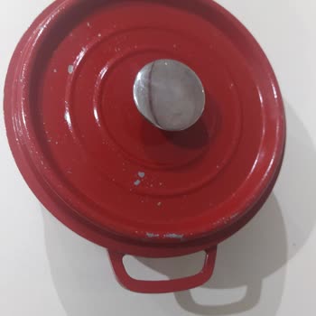 Sinbo Döküm Tencere Soyulması Boya Atıyor