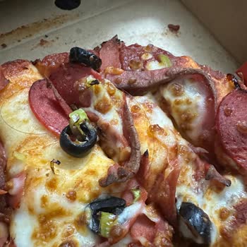 Terra Pizza Pizzam Da Saç Çıktı