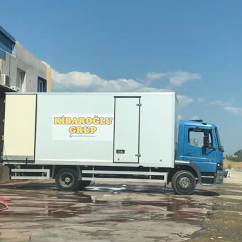 Kibaroğlu Market Depodaki Hijyen Eksiklikleri Ve Çevresel Etkiler