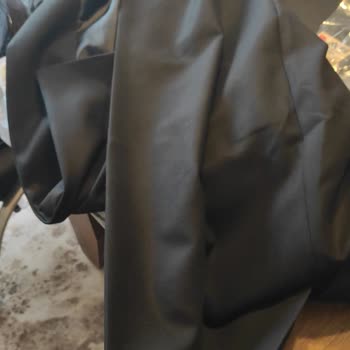 Sümeyra Küçükşahin Kötü Kokulu Kaban Gönderdi