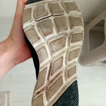 Skechers Kalitesiz Ayakkabı Sorunu