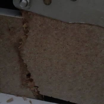 Vivense Kristal Koltuk Kırık Teslimatı Hakkında