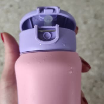 Skip Hop Yüksek Fiyatlı Termosun Kapağının Kırılması