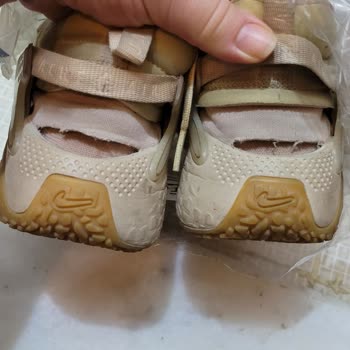 Nike Spor Ayakkabı Şikayeti