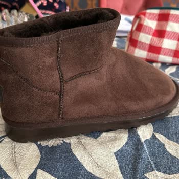 Bana'bi Sneaker Farklı Ürün Gönderip İade Kabul Etmiyorlar