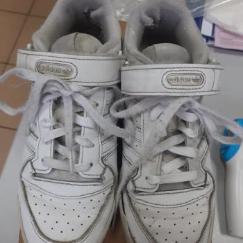 Bursa'da Koray Spor Mağazası Orijinalliği Şüpheli Adidas Marka Ürün Satıyor