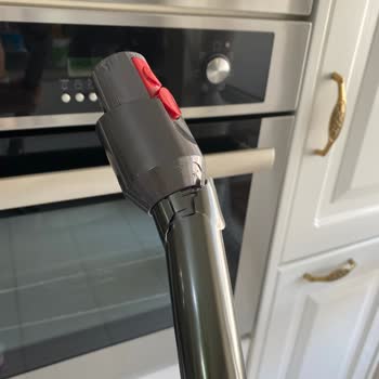 Dyson Elektrikli Süpürge Boru Çatlağı Ve Garanti Süreci