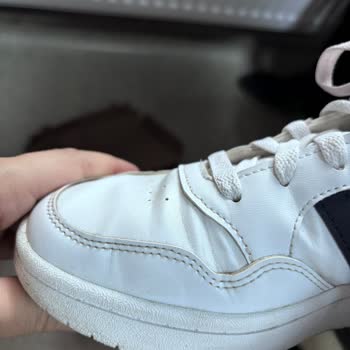 Hasarlı Ürün Sorunu (adidas)
