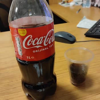 Coca-Cola Tadı Fare Leşi Kokuyor