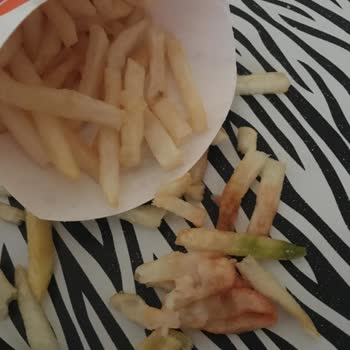 Burger King Menüsünden Aldığım Patatesler Küflü Geldi