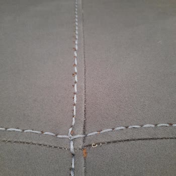 Türkmen Mobilya Koltukta Dikiş Yerlerinde Açılma