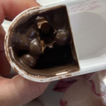 BİM Nut Bari Abur Cubur Yenmez Haldeydi