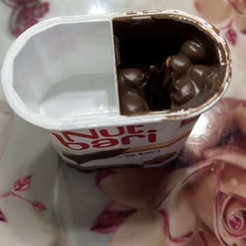 BİM Nut Bari Abur Cubur Yenmez Haldeydi