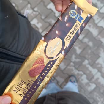 BİM Çikolata İçinden Kurt Çıktı