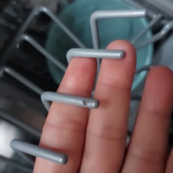 Samsung Bulaşık Makinesinin 1 2 Ay İçinde Sepetlerinin Paslanması