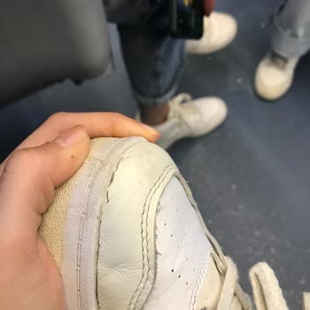 Puma 2 Ay Önce Pumadan Aldığım Ayakkabı Yıprandı